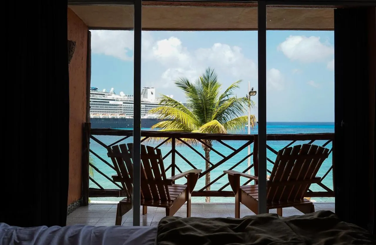Hotel Boutique Vista Del Mar Косумель