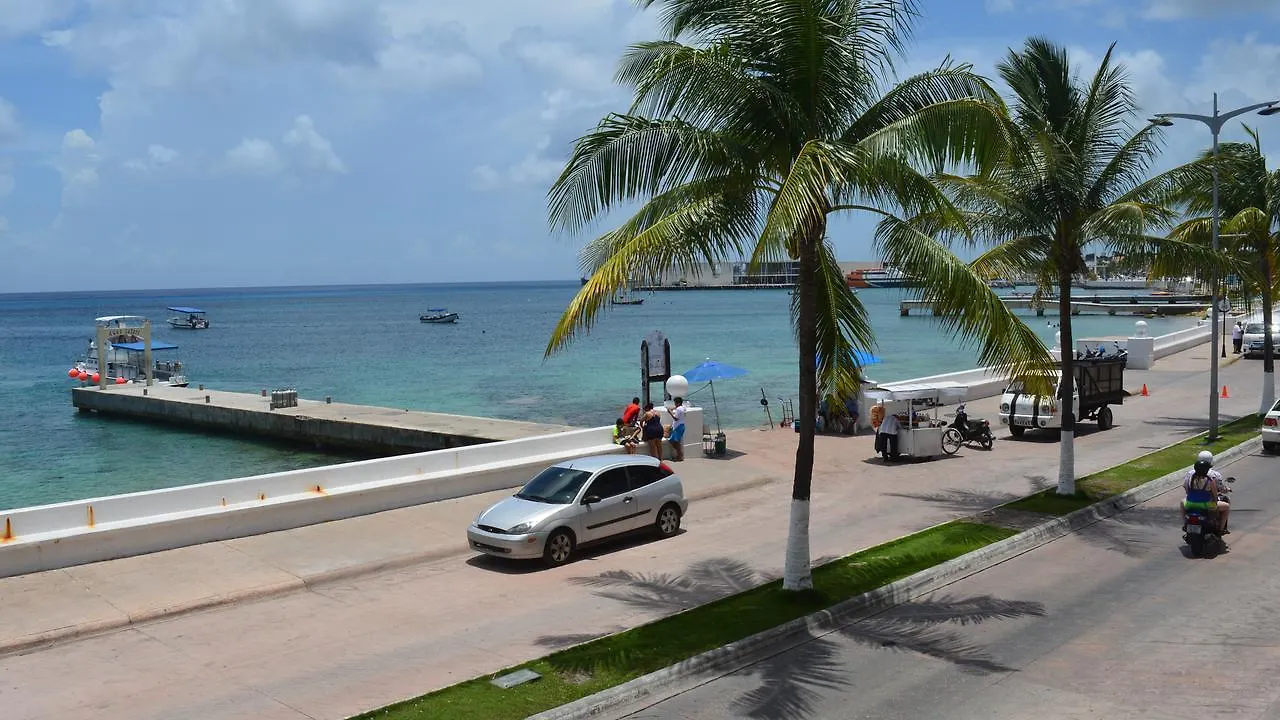 Hotel Boutique Vista Del Mar Косумель